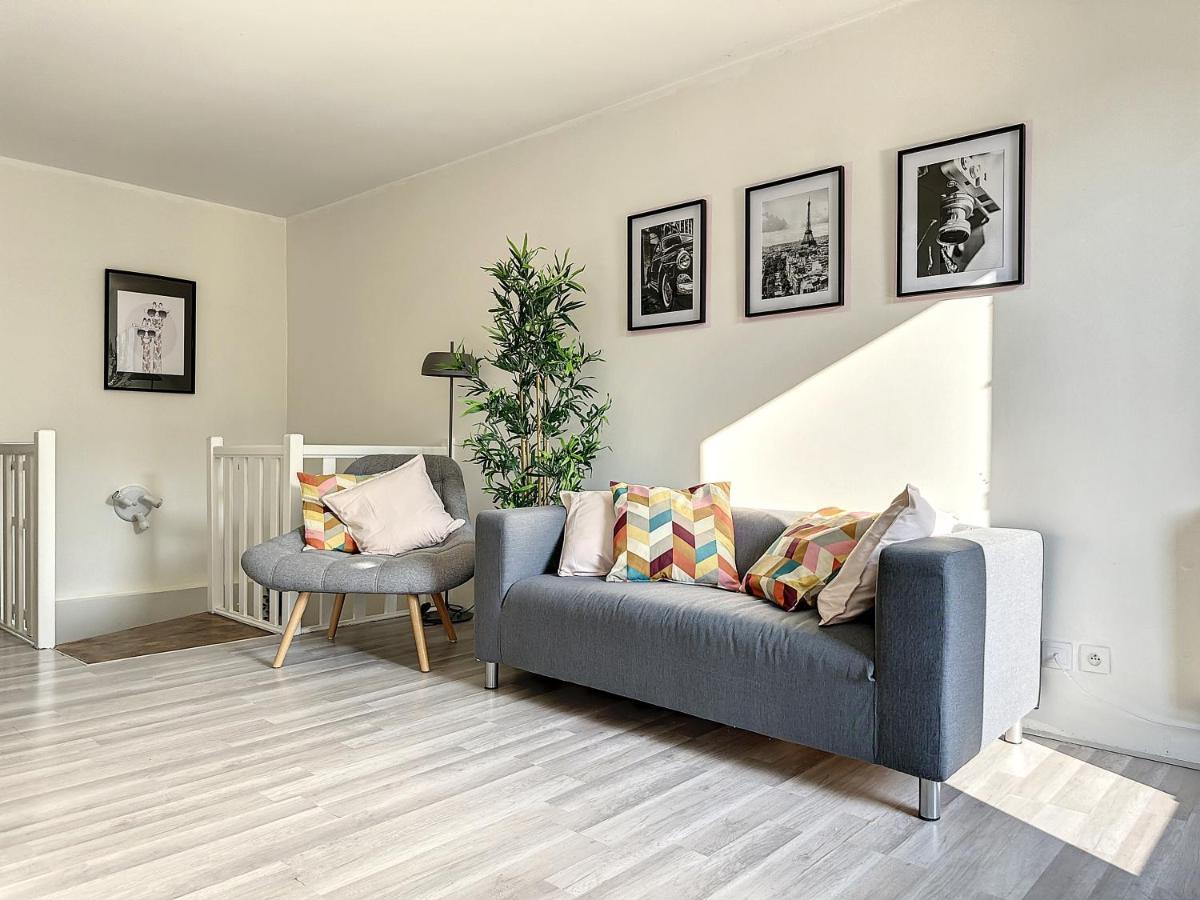 Charmant Appartement Avec Terrasse Parking Ispagnac Extérieur photo